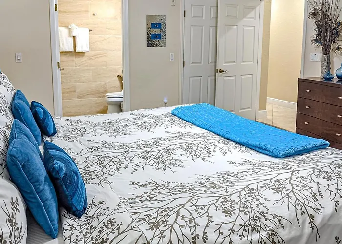 Oceanside 305 *